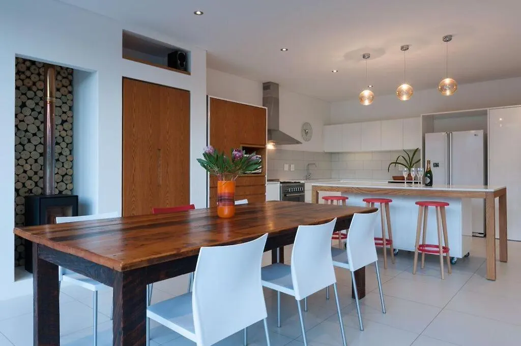 Mountain Views In Luxury Home Cape Town Homestay