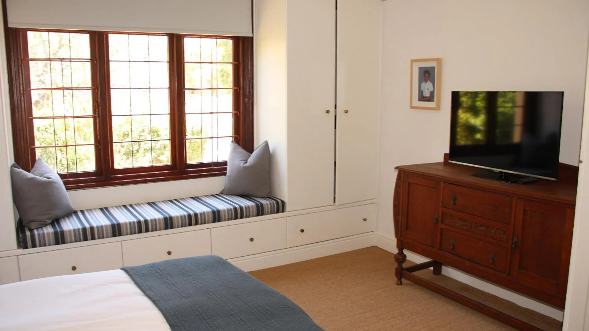 Mountain Views In Luxury Home Cape Town Homestay